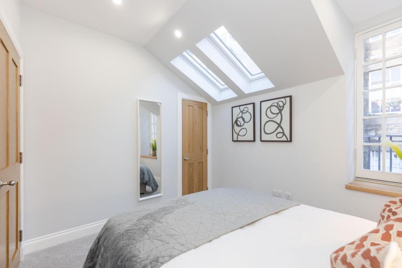 Dragon Suites - Yukina Suite - 2 Bed City Centre House With Garden EDI Exterior photo