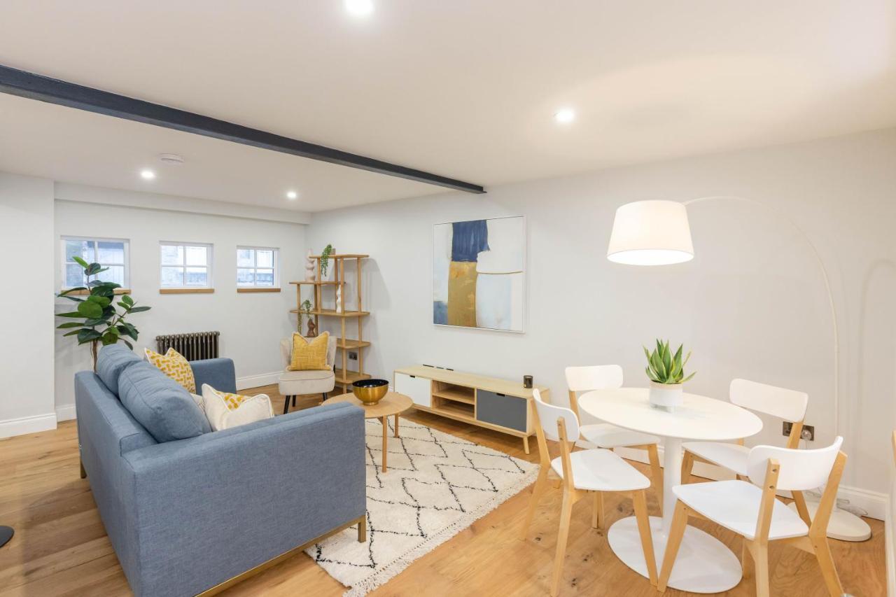 Dragon Suites - Yukina Suite - 2 Bed City Centre House With Garden EDI Exterior photo