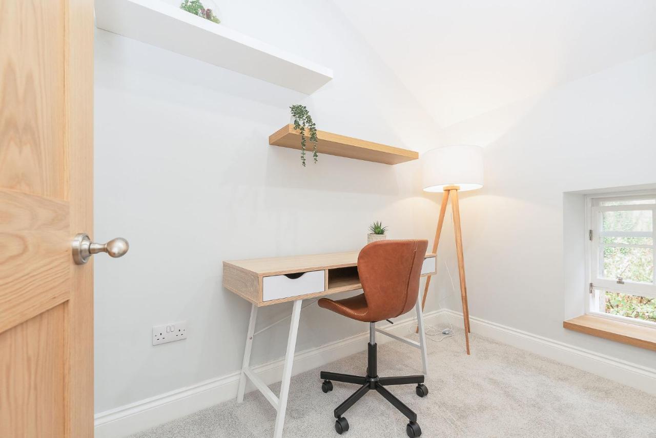 Dragon Suites - Yukina Suite - 2 Bed City Centre House With Garden EDI Exterior photo